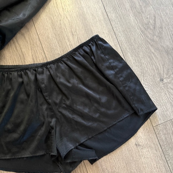 Victoria's Secret Black Lace Silky Satin Pj Set - Picture 4 of 8